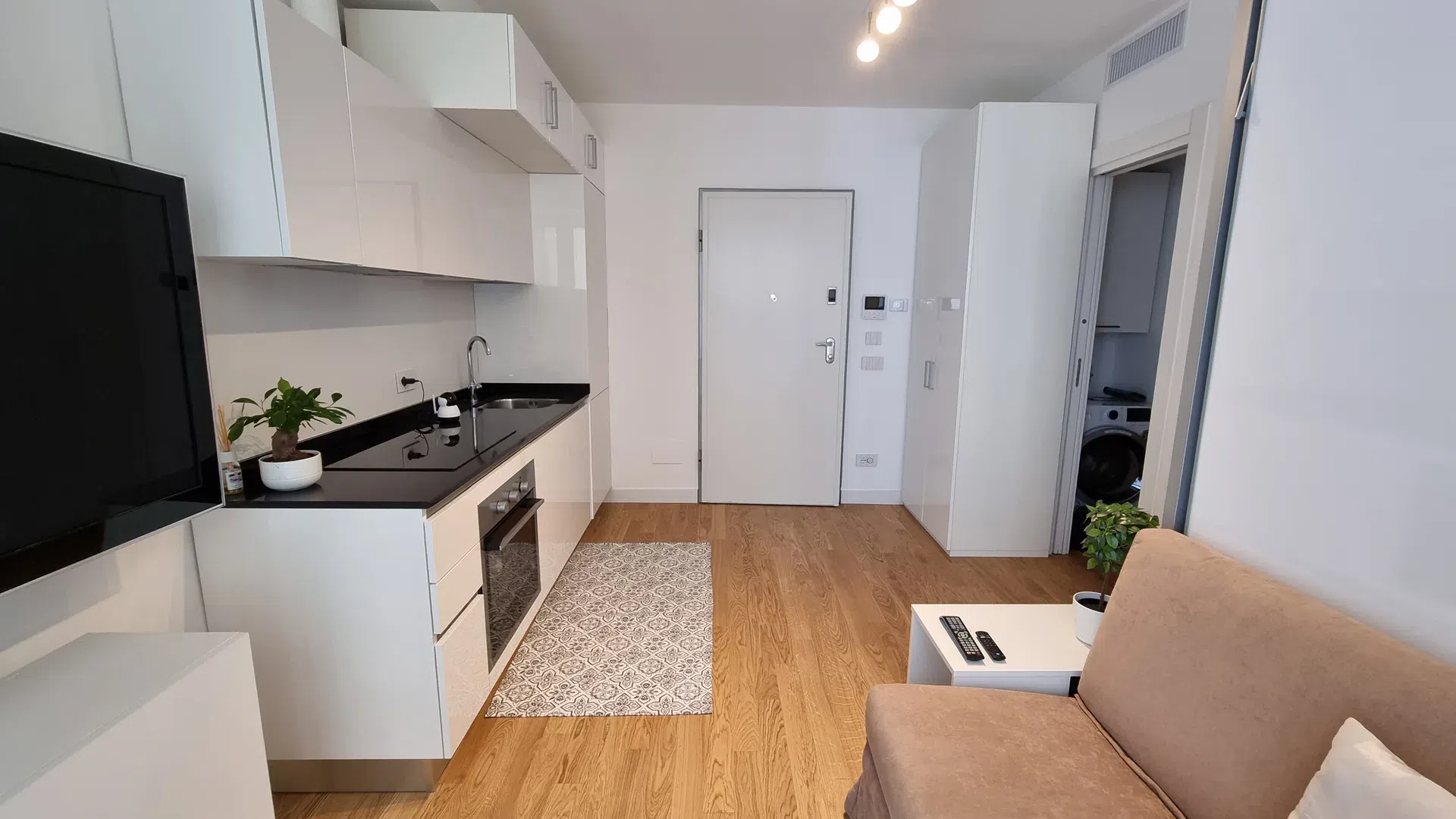 pistrucci-affitto-studio-rent-milan-cadore-porta-romana-hero-07.webp