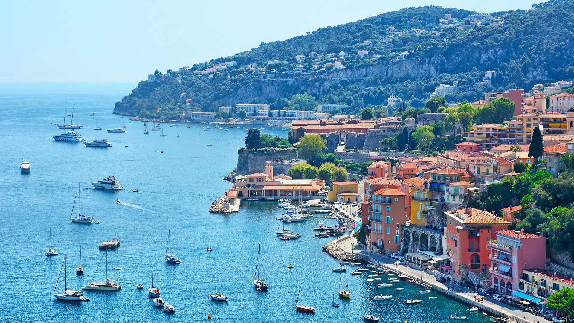 Analisi Abitare Co. sulle perle del Mediterraneo italiane ed estere