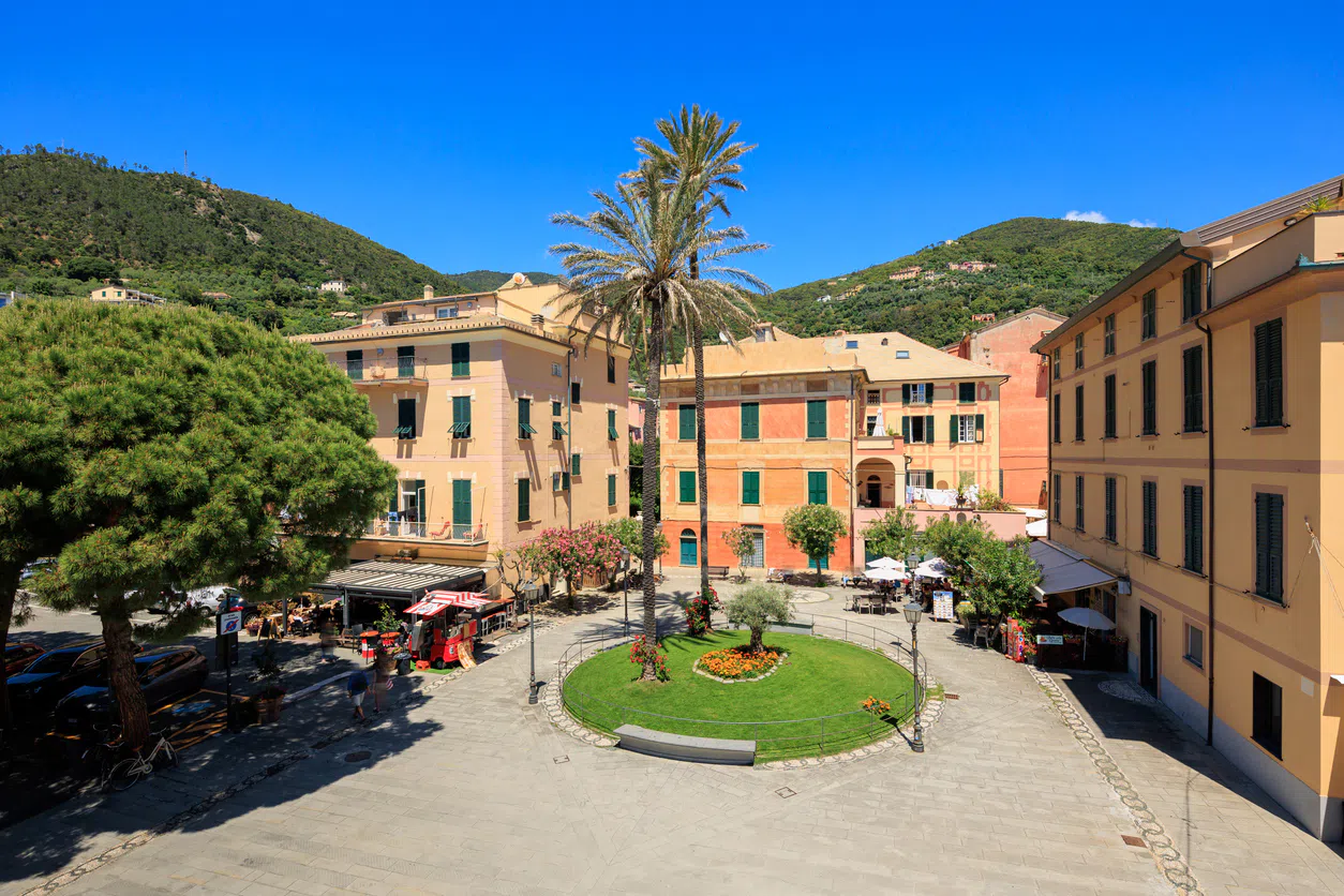 Il fascino della seconda casa al mare non conosce crisi.